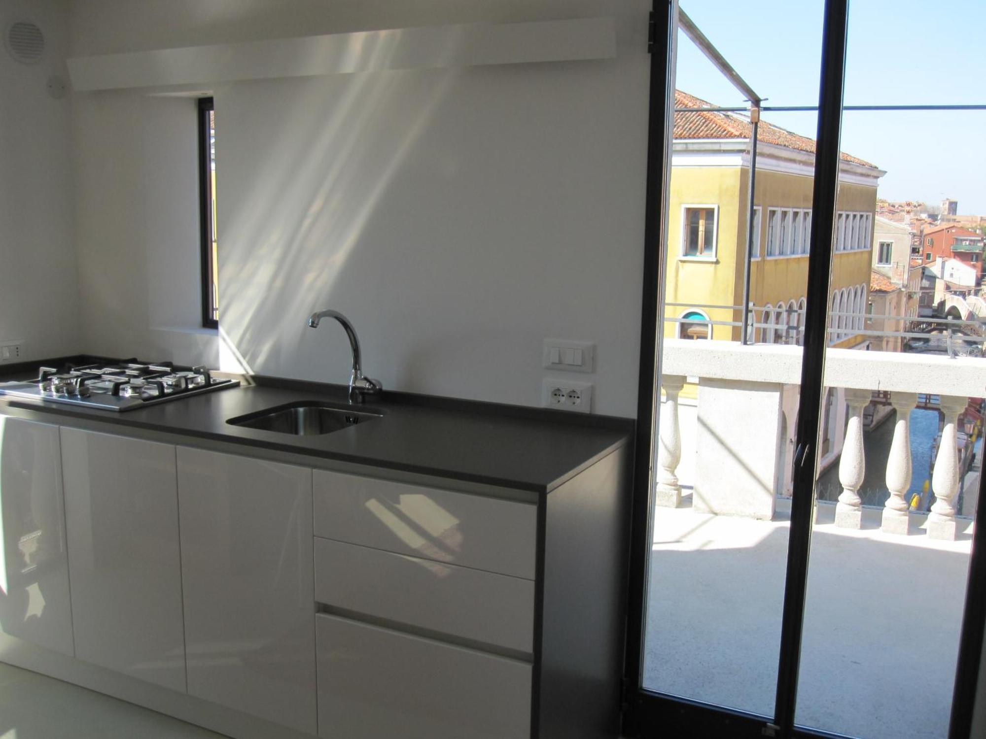 Homes & Holidays Venezia